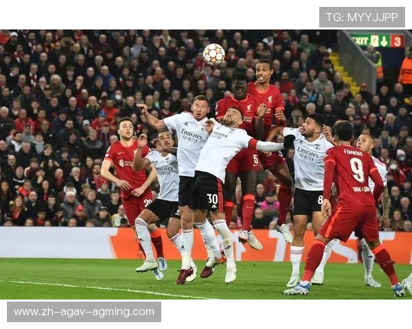 腾讯欧冠足球2游戏评测及与现实赛事同步玩法分析 腾讯欧冠足球2游戏评测及与现实赛事同步玩法分析